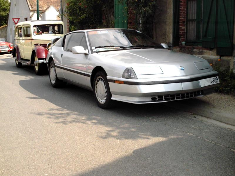 Source: http://forums.motorlegend.com/ They did however replace the initial Renault âlozengeâ with a proper Alpine badge.